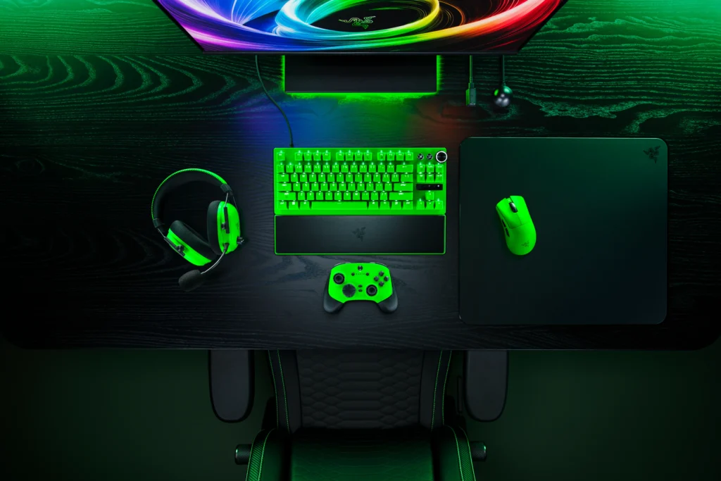 razer-green-Wolverine-V3-Pro-8K-PC