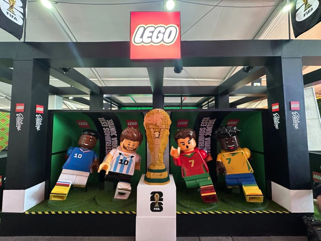 LEGO-Fan-Fest-1